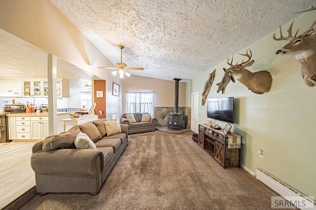 Image 9 of property listing at 446 W Hwy 39 # A, Blackfoot, ID 83221