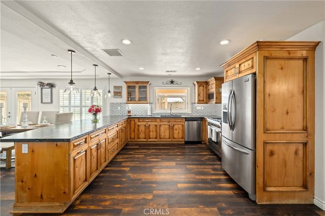 40109 22nd Street W, Palmdale, CA 93551