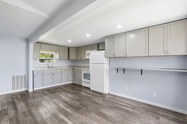 5705 HOLIDAY PARK BOULEVARD, North Port, FL 34287