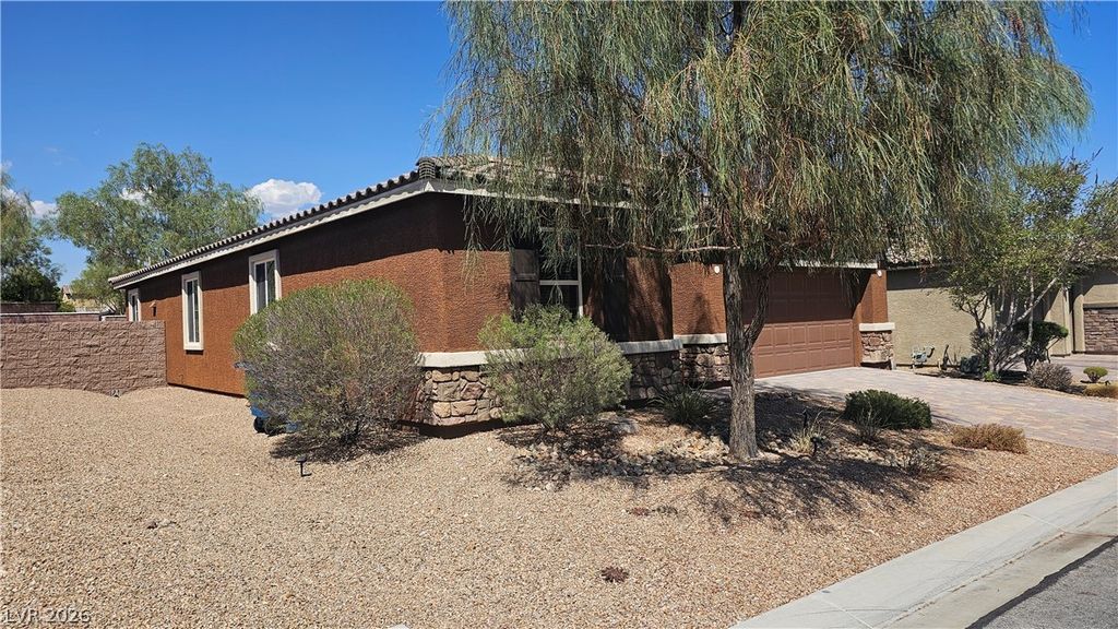 11211 Carlin Farms Street, Las Vegas, NV 89179 — photo 2