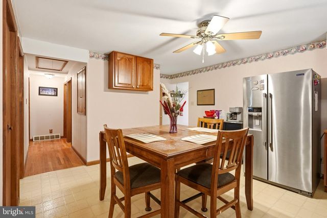 33 BURNS RD, Millville, NJ 08332
