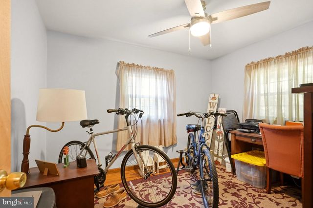 33 BURNS RD, Millville, NJ 08332