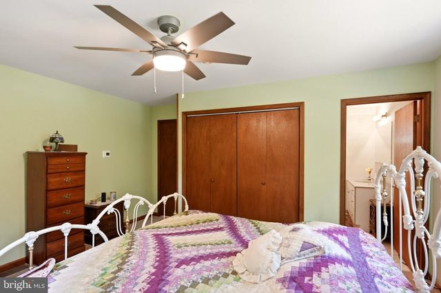 33 BURNS RD, Millville, NJ 08332