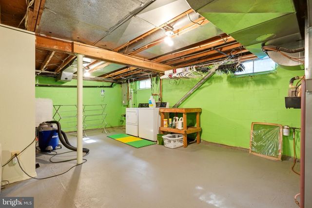 33 BURNS RD, Millville, NJ 08332