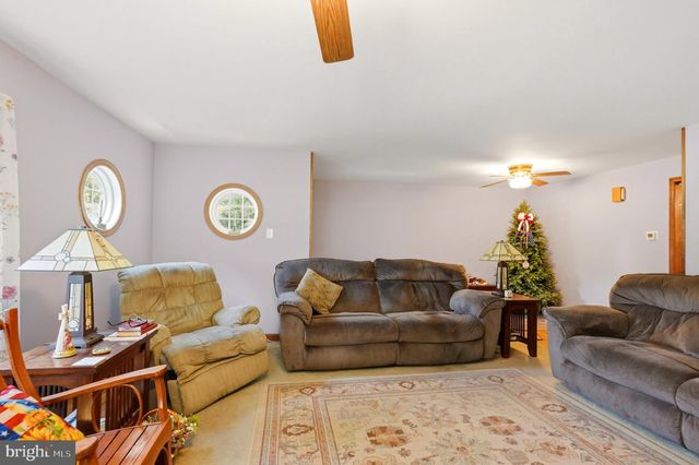 33 BURNS RD, Millville, NJ 08332