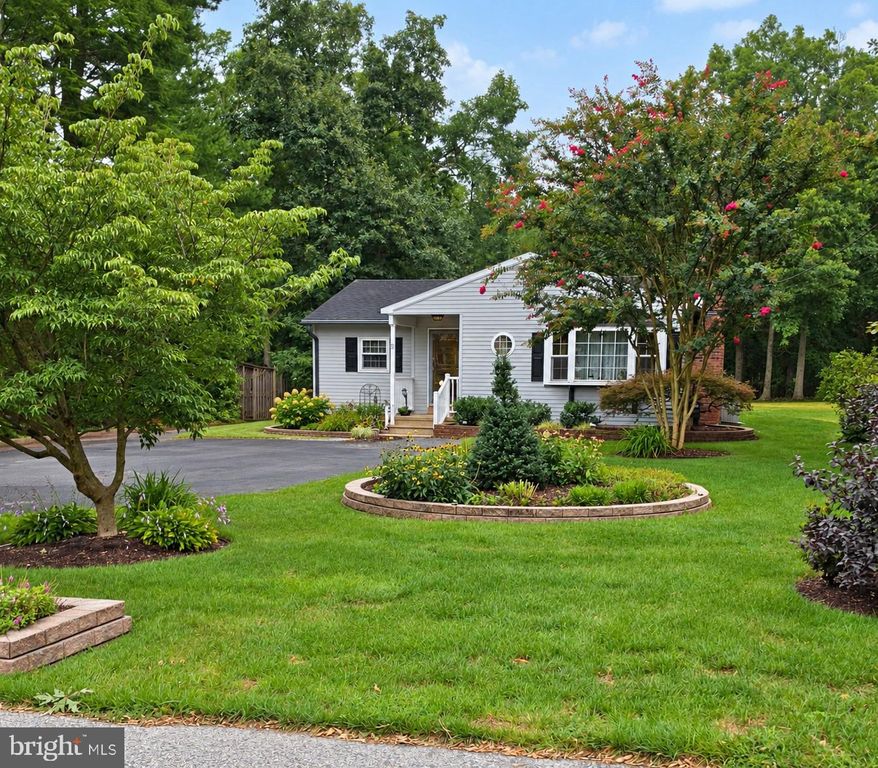 33 BURNS RD, Millville, NJ 08332