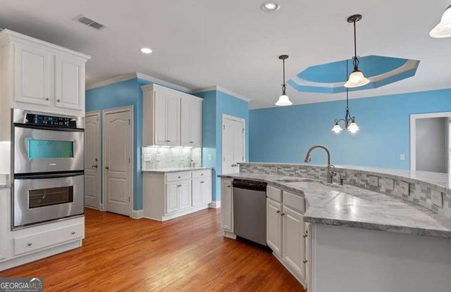 300 Towne Overlook Circle, Canton, GA 30114