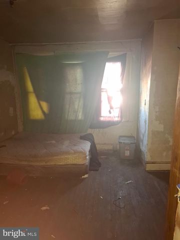 4829 N MARSHALL ST, Philadelphia, PA 19120