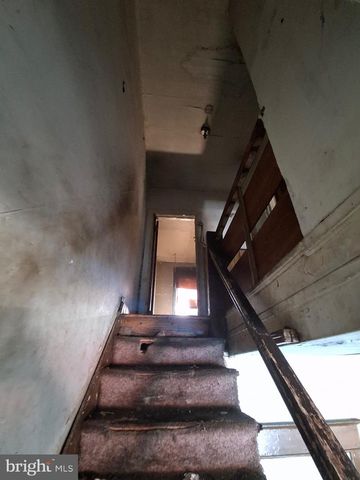 4829 N MARSHALL ST, Philadelphia, PA 19120