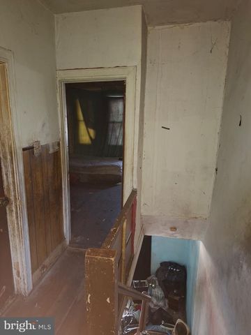 4829 N MARSHALL ST, Philadelphia, PA 19120