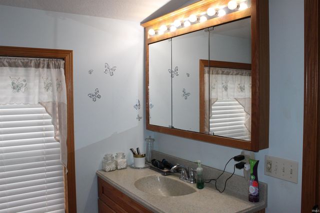 6450 N 300 W, Fremont, IN 46737