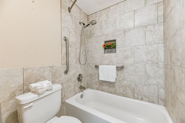 2255 Braeswood Park 183, Houston, TX 77030