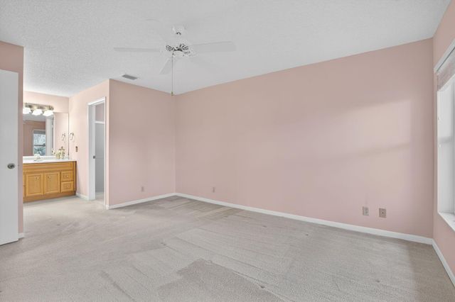 10819 SE Sea Pines Circle, Hobe Sound, FL 33455