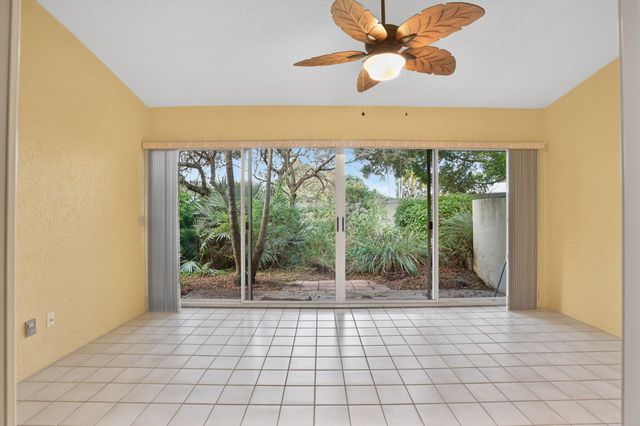 10819 SE Sea Pines Circle, Hobe Sound, FL 33455