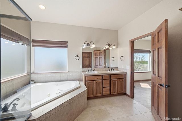 14661 Harback Road, Keenesburg, CO 80643