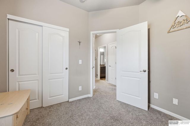 7513 N 90th Street, Omaha, NE 68122