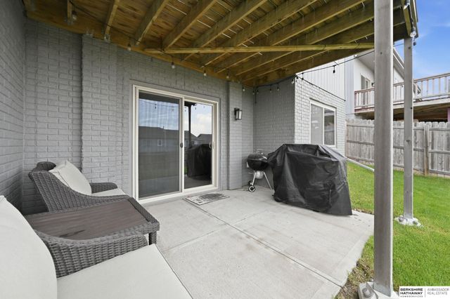 7513 N 90th Street, Omaha, NE 68122