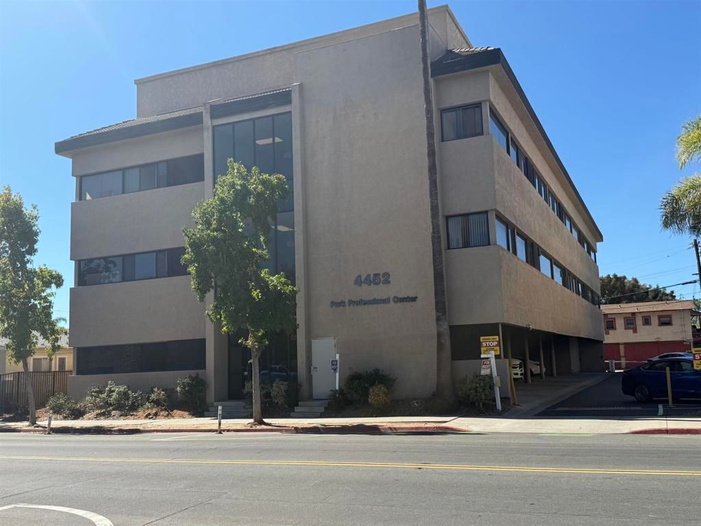 4452 Park Blvd Suite 202, San Diego, CA 92116 — photo 2