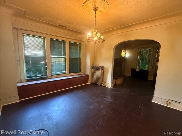 13659 Linnhurst Street, Detroit, MI 48205