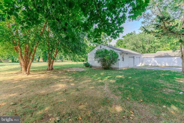 1474 BURLEIGH AVE, Cape May Court House, NJ 08210