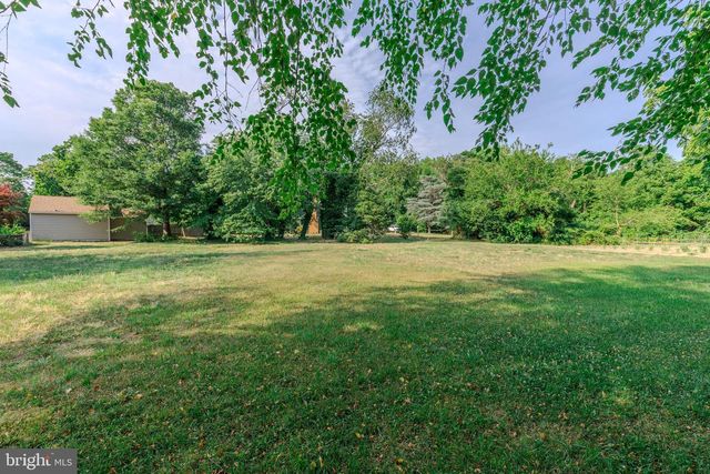 1474 BURLEIGH AVE, Cape May Court House, NJ 08210