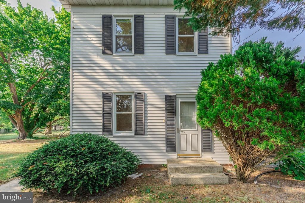 1474 BURLEIGH AVE, Cape May Court House, NJ 08210