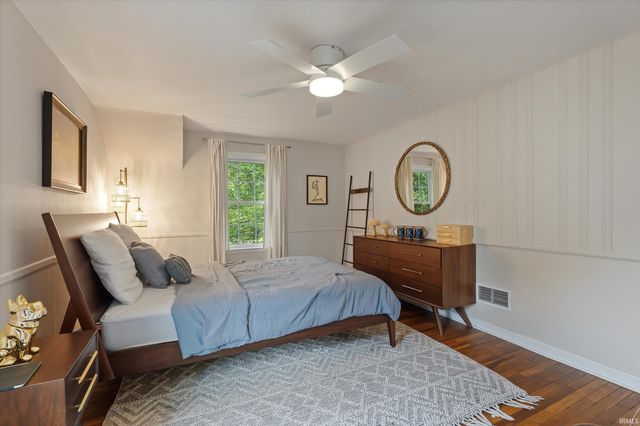 1430 E Monroe Street, South Bend, IN 46615