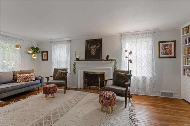 1430 E Monroe Street, South Bend, IN 46615