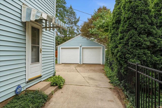1430 E Monroe Street, South Bend, IN 46615