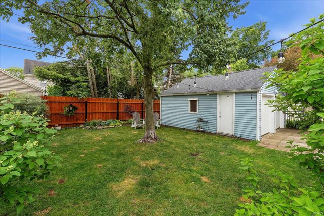 1430 E Monroe Street, South Bend, IN 46615