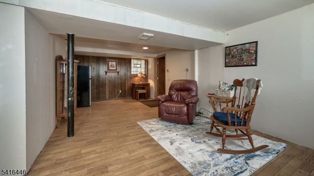 96 Lions Head Dr, Wayne Twp., NJ 07470