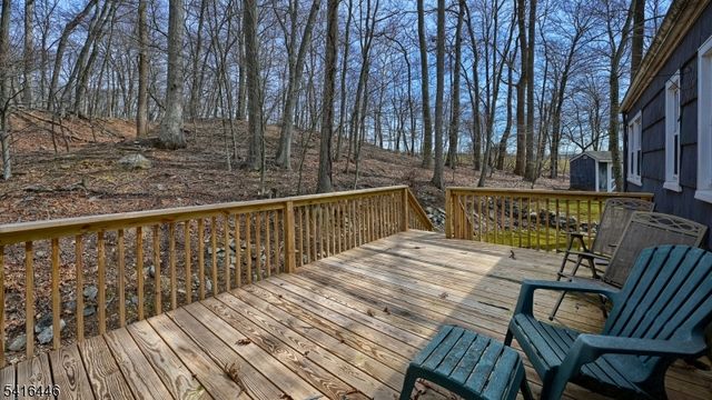 96 Lions Head Dr, Wayne Twp., NJ 07470