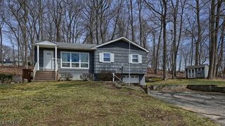 96 Lions Head Dr, Wayne Twp., NJ 07470