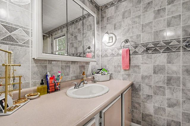 315 Mc Cumber Street, Buchanan City, MI 49107