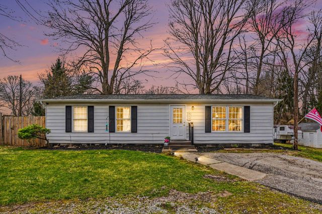 315 Mc Cumber Street, Buchanan City, MI 49107