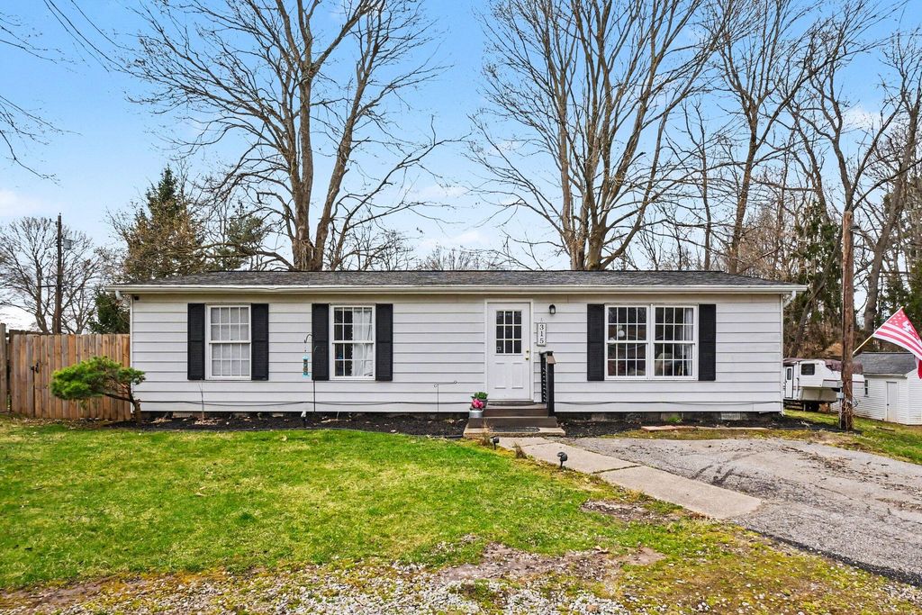 315 Mc Cumber Street, Buchanan City, MI 49107