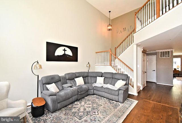 1861 CREEKVIEW LN, Jamison, PA 18929