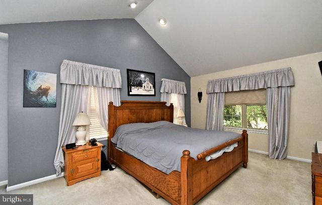1861 CREEKVIEW LN, Jamison, PA 18929