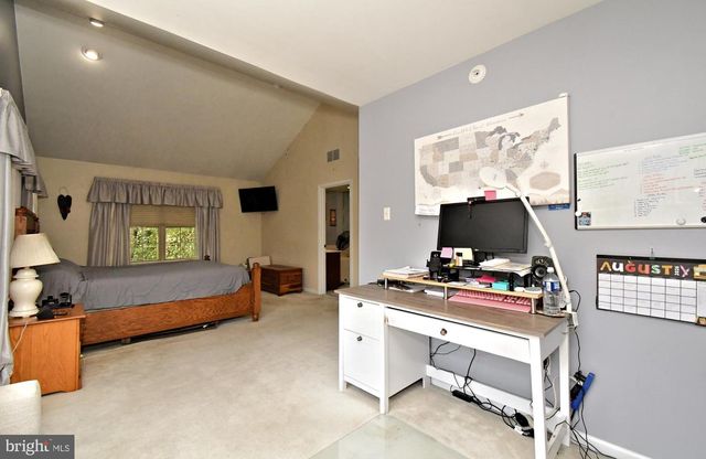 1861 CREEKVIEW LN, Jamison, PA 18929