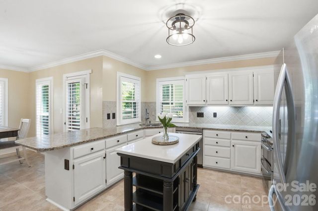 8916 Oxfordshire Court, Huntersville, NC 28078