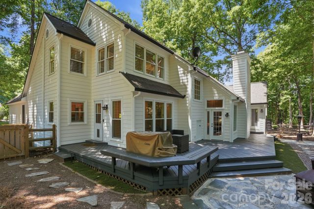 8916 Oxfordshire Court, Huntersville, NC 28078