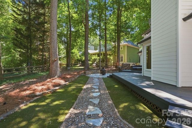 8916 Oxfordshire Court, Huntersville, NC 28078