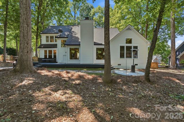 8916 Oxfordshire Court, Huntersville, NC 28078