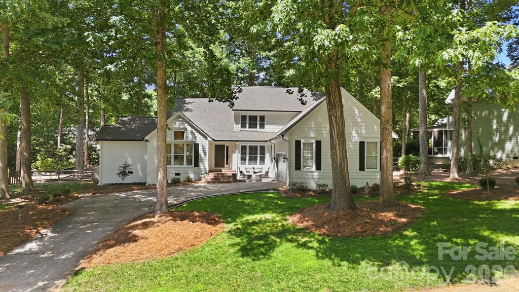 8916 Oxfordshire Court, Huntersville, NC 28078