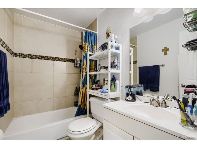 5388 Billings St, Denver, CO 80239