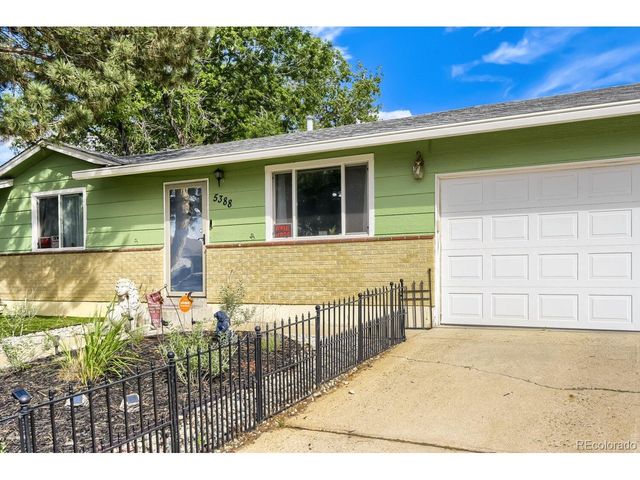 5388 Billings St, Denver, CO 80239