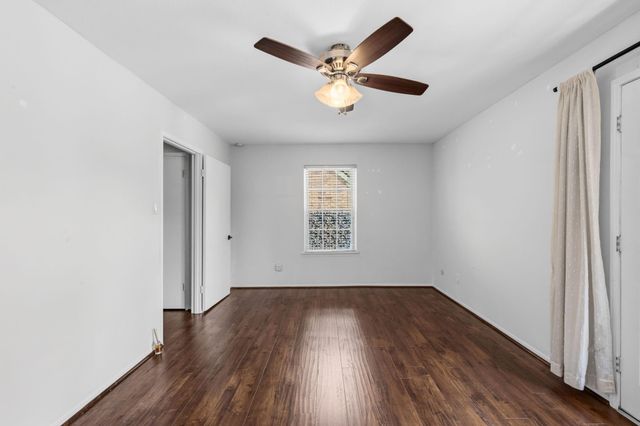 5534 Beverlyhill Street 8, Houston, TX 77056