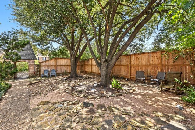 5534 Beverlyhill Street 8, Houston, TX 77056