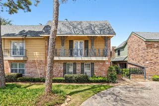 5534 Beverlyhill Street 8, Houston, TX 77056
