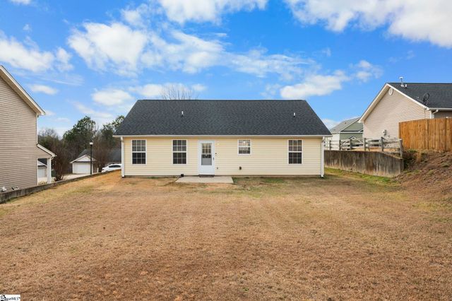 411 Portifino Court, Boiling Springs, SC 29316